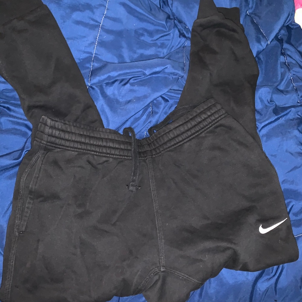 Nike joggers